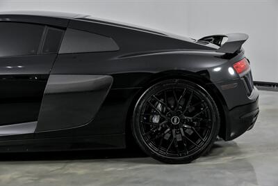 2017 Audi R8 5.2 quattro V10 Plus   - Photo 9 - Joliet, IL 60435