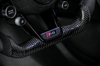 2017 Audi R8 5.2 quattro V10 Plus   - Photo 24 - Joliet, IL 60435