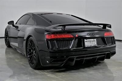 2017 Audi R8 5.2 quattro V10 Plus   - Photo 10 - Joliet, IL 60435