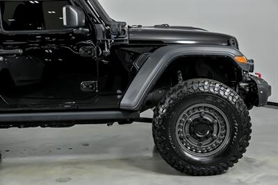 2019 Jeep Wrangler Unlimited Rubicon-$35K MODS-LIFTED & WHEELS!   - Photo 15 - Joliet, IL 60435