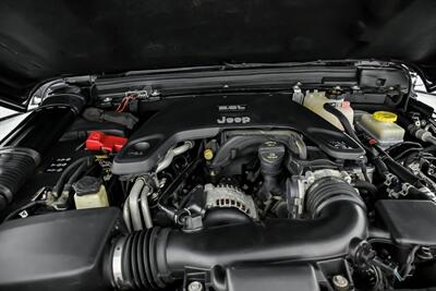 2019 Jeep Wrangler Unlimited Rubicon-$35K MODS-LIFTED & WHEELS!   - Photo 17 - Joliet, IL 60435