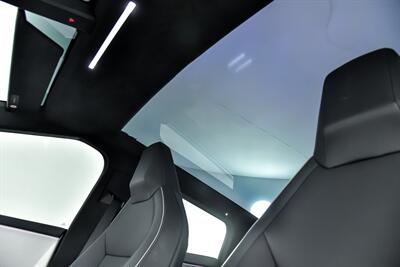2024 Tesla Cybertruck   - Photo 21 - Joliet, IL 60435