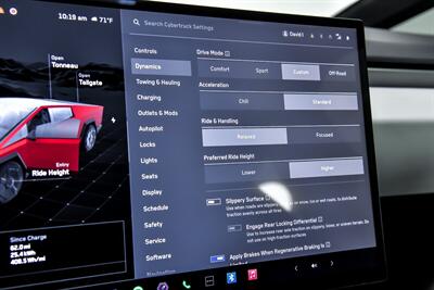 2024 Tesla Cybertruck   - Photo 31 - Joliet, IL 60435