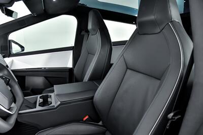 2024 Tesla Cybertruck   - Photo 20 - Joliet, IL 60435