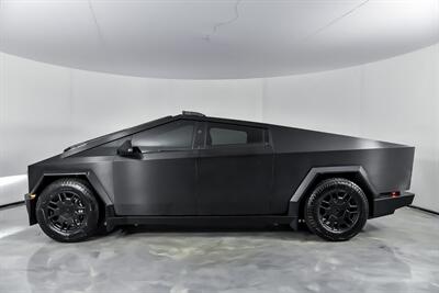 2024 Tesla Cybertruck   - Photo 8 - Joliet, IL 60435