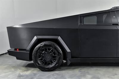 2024 Tesla Cybertruck   - Photo 13 - Joliet, IL 60435