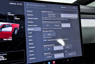 2024 Tesla Cybertruck   - Photo 35 - Joliet, IL 60435