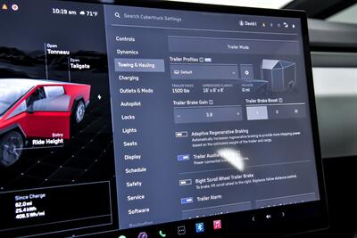 2024 Tesla Cybertruck   - Photo 32 - Joliet, IL 60435
