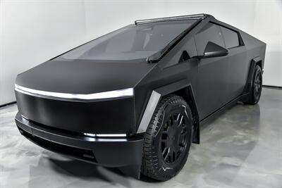 2024 Tesla Cybertruck   - Photo 6 - Joliet, IL 60435