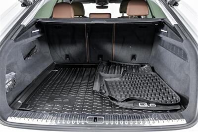 2022 Audi Q8 quattro Premium Plus 55 T   - Photo 16 - Joliet, IL 60435