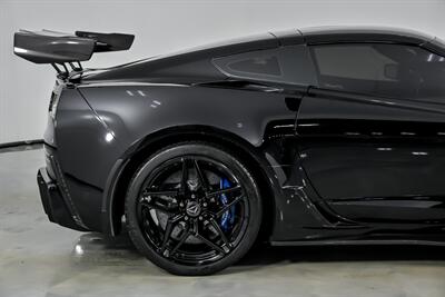 2019 Chevrolet Corvette ZR1 3ZR-ZTK TRACK PACK!   - Photo 12 - Joliet, IL 60435