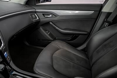 2013 Cadillac CTS-V - Photo 37 - Joliet, IL 60435