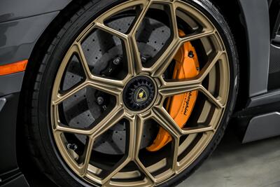 2019 Lamborghini Aventador LP 770-4 SVJ-FULL PPF   - Photo 24 - Joliet, IL 60435