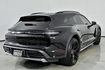 2022 Porsche Taycan 4 Cross Turismo - Photo 12 - Joliet, IL 60435