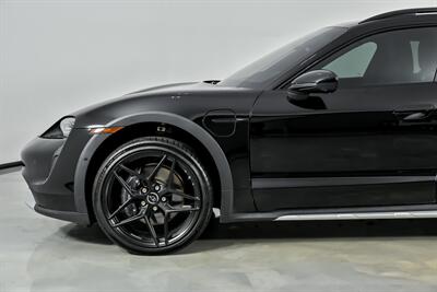 2022 Porsche Taycan 4 Cross Turismo - Photo 7 - Joliet, IL 60435