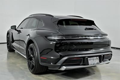 2022 Porsche Taycan 4 Cross Turismo - Photo 10 - Joliet, IL 60435