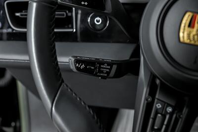 2022 Porsche Taycan 4 Cross Turismo - Photo 30 - Joliet, IL 60435