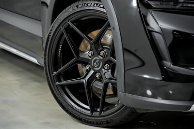 2022 Porsche Taycan 4 Cross Turismo - Photo 4 - Joliet, IL 60435