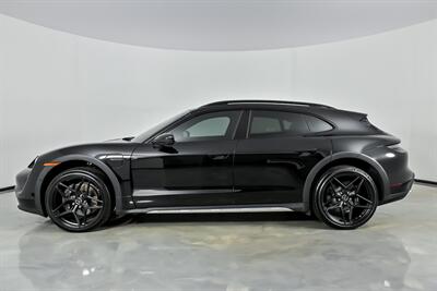 2022 Porsche Taycan 4 Cross Turismo - Photo 8 - Joliet, IL 60435
