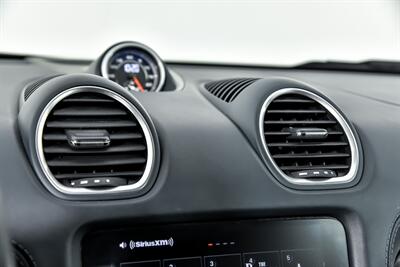 2024 Porsche 718 Boxster GTS 4.0   - Photo 37 - Joliet, IL 60435