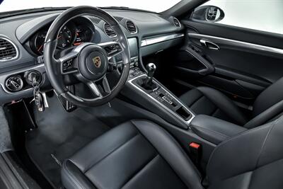 2024 Porsche 718 Boxster GTS 4.0   - Photo 23 - Joliet, IL 60435