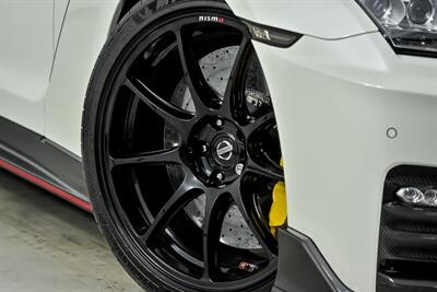 2020 Nissan GT-R NISMO-FULL BOOST LOGIC BOLT ONS-FULL PPF! - Photo 4 - Joliet, IL 60435