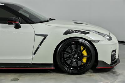 2020 Nissan GT-R NISMO-FULL BOOST LOGIC BOLT ONS-FULL PPF! - Photo 15 - Joliet, IL 60435