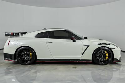2020 Nissan GT-R NISMO-FULL BOOST LOGIC BOLT ONS-FULL PPF! - Photo 14 - Joliet, IL 60435