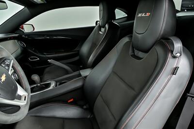 2013 Chevrolet Camaro ZL1   - Photo 22 - Joliet, IL 60435