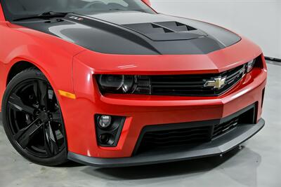 2013 Chevrolet Camaro ZL1   - Photo 3 - Joliet, IL 60435