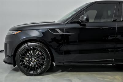 2025 Land Rover Range Rover Sport P635 SV Edition Two - Photo 7 - Joliet, IL 60435