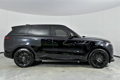 2025 Land Rover Range Rover Sport P635 SV Edition Two - Photo 14 - Joliet, IL 60435