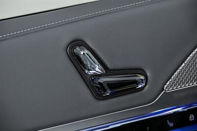 2024 BMW 760i xDrive   - Photo 20 - Joliet, IL 60435