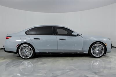 2024 BMW 760i xDrive   - Photo 14 - Joliet, IL 60435