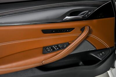 2021 BMW M5 COMPETITION-1 OWNER & CLEAN CARFAX   - Photo 18 - Joliet, IL 60435