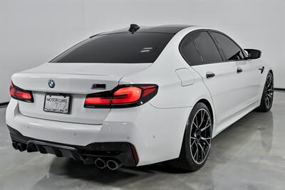 2021 BMW M5 COMPETITION-1 OWNER & CLEAN CARFAX   - Photo 12 - Joliet, IL 60435