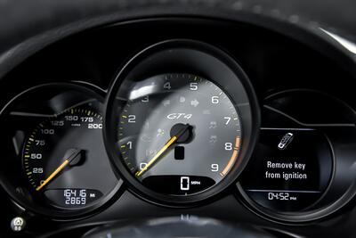 2016 Porsche Cayman GT4   - Photo 21 - Joliet, IL 60435