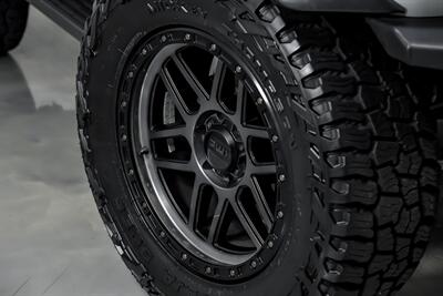 2022 Ford Bronco   - Photo 4 - Joliet, IL 60435
