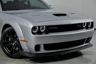 2023 Dodge Challenger R/T Scat Pack   - Photo 3 - Joliet, IL 60435