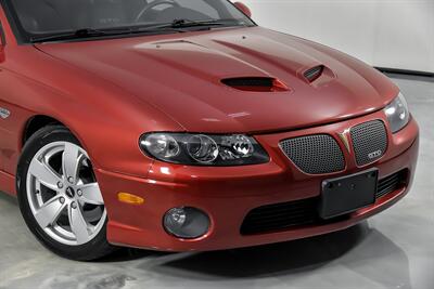 2006 Pontiac GTO   - Photo 3 - Joliet, IL 60435