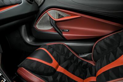 2018 McLaren 720S Performance   - Photo 39 - Joliet, IL 60435