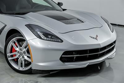 2017 Chevrolet Corvette Stingray Z51 2LT   - Photo 3 - Joliet, IL 60435