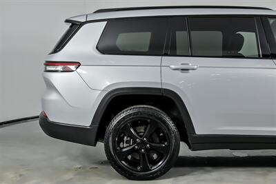 2023 Jeep Grand Cherokee L Altitude - Photo 13 - Joliet, IL 60435