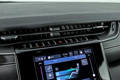 2023 Jeep Grand Cherokee L Altitude - Photo 30 - Joliet, IL 60435