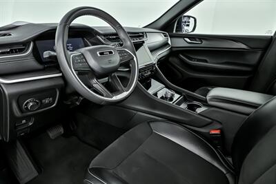 2023 Jeep Grand Cherokee L Altitude - Photo 19 - Joliet, IL 60435