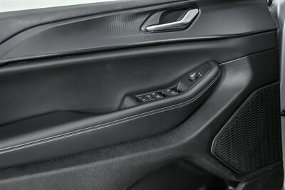 2023 Jeep Grand Cherokee L Altitude - Photo 18 - Joliet, IL 60435