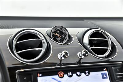 2019 Bentley Bentayga V8-FULL SATIN PPF   - Photo 36 - Joliet, IL 60435