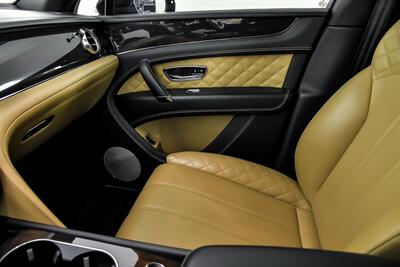 2019 Bentley Bentayga V8-FULL SATIN PPF   - Photo 43 - Joliet, IL 60435