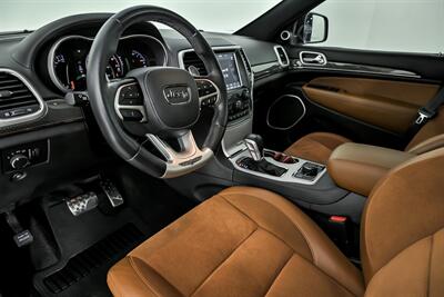 2018 Jeep Grand Cherokee Trackhawk-1 OWNER CLEAN CARFAX! - Photo 21 - Joliet, IL 60435