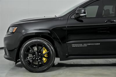 2018 Jeep Grand Cherokee Trackhawk-1 OWNER CLEAN CARFAX! - Photo 7 - Joliet, IL 60435